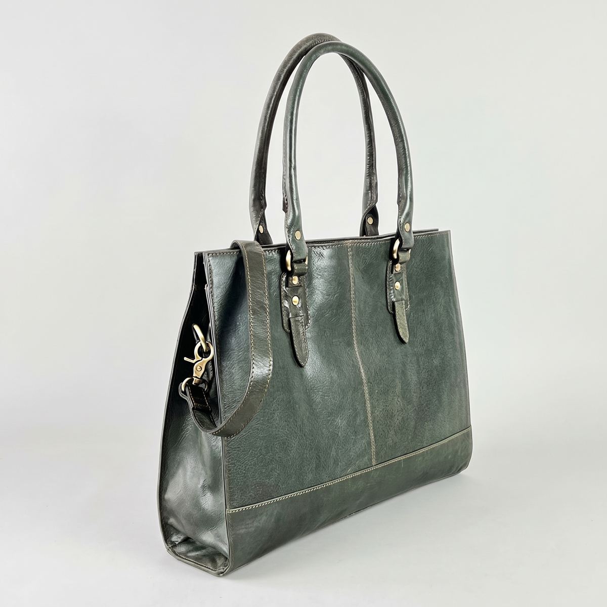 The Signature Leather Laptop Bag, Olive Green 17 inch — product hero shot
